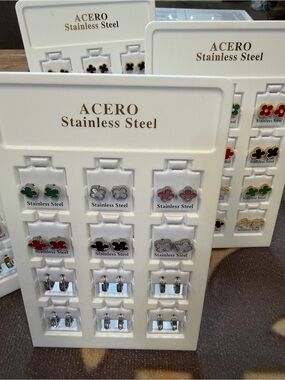 TwO fOr $7 ✅ ACERO Stainless Steel Clover Stud Earrings - Multicolor